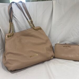 Michael Kors Pebbled Leather Shoulder Bag + Matching Wallet Set Blush Gold Chain